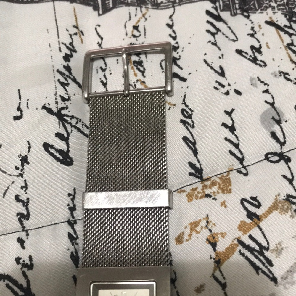 Dkny Watch Silver Solid Stainless Watch. - image 7